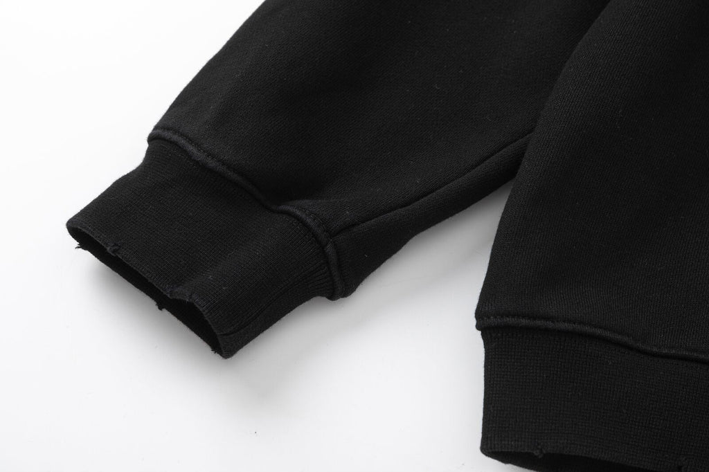 LIGHTWEIGHT SWEATSHIRT